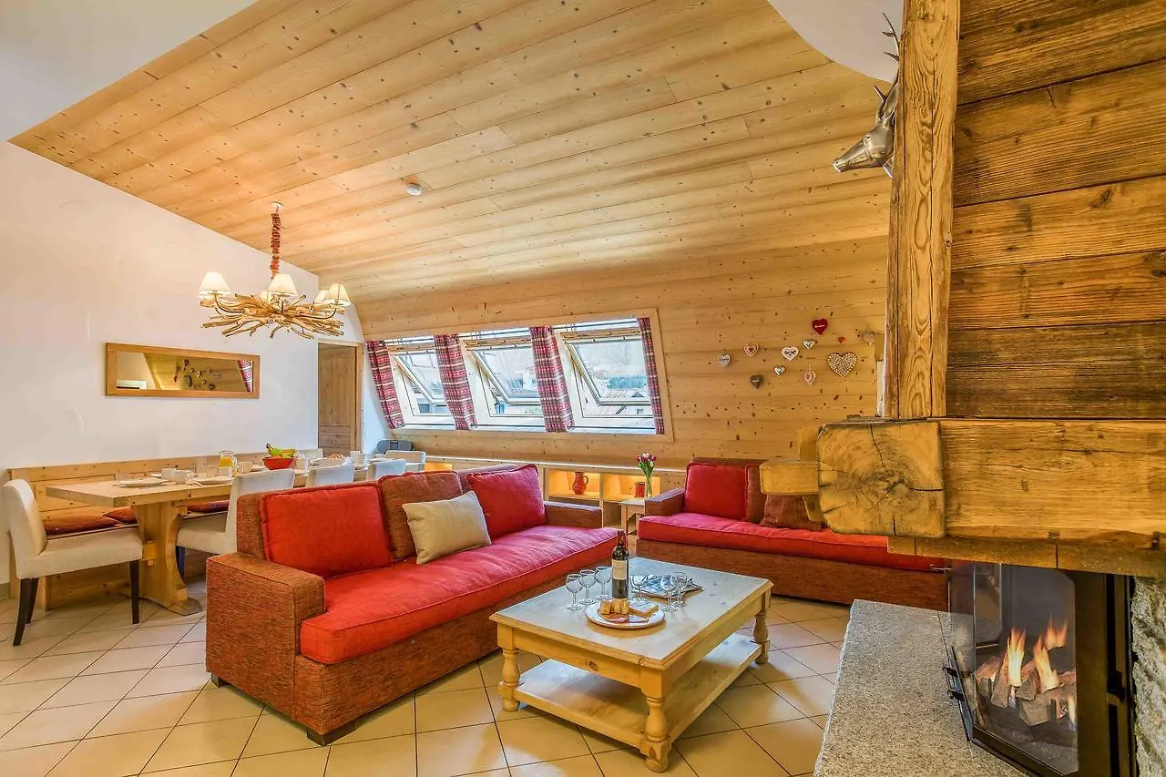 Le Paradis 18 & 18B Appts - Chamonix All Year contacts